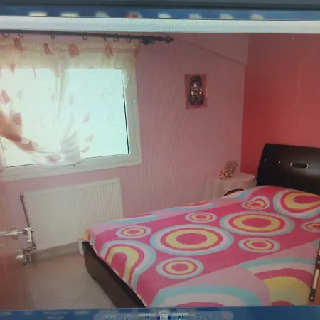 Tsichlaki Eirini House Loggos